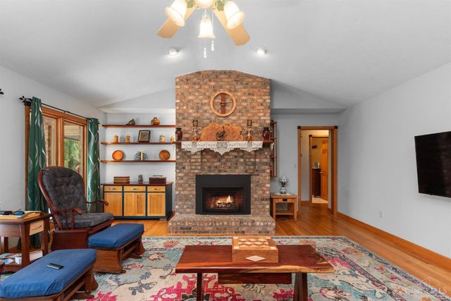 526 W Osborne Street, Bethel, OH 45106