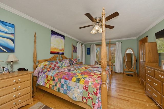 526 W Osborne Street, Bethel, OH 45106