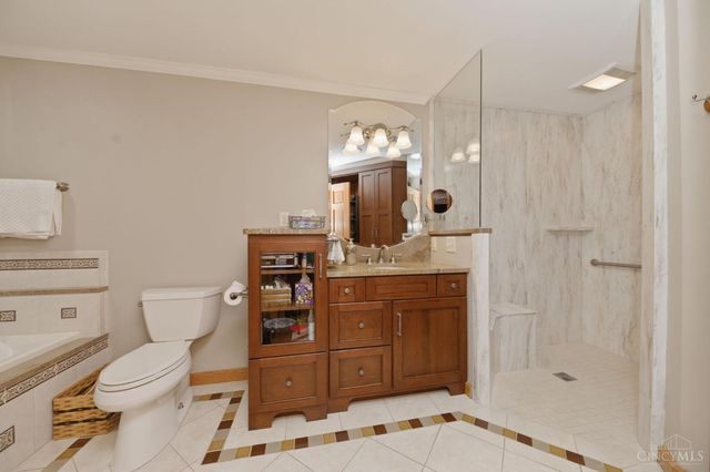 526 W Osborne Street, Bethel, OH 45106