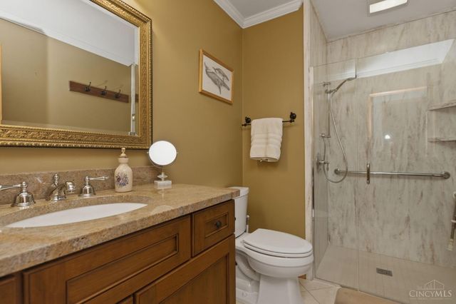 526 W Osborne Street, Bethel, OH 45106