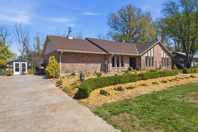 526 W Osborne Street, Bethel, OH 45106