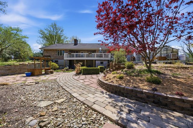526 W Osborne Street, Bethel, OH 45106