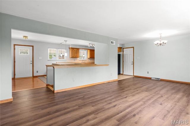 1316 Thomas Drive, Festus, MO 63028