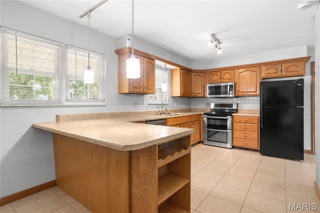 1316 Thomas Drive, Festus, MO 63028