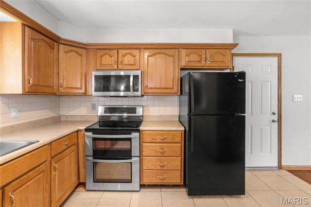 1316 Thomas Drive, Festus, MO 63028