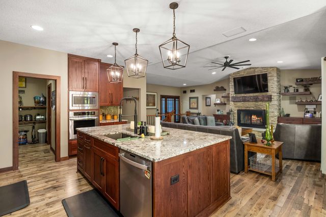 2939 Peru Road, Truro, IA 50257