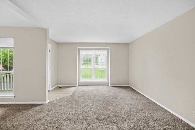 1022 Rachels Square Dr, Hermitage, TN 37076