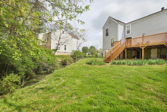 1022 Rachels Square Dr, Hermitage, TN 37076