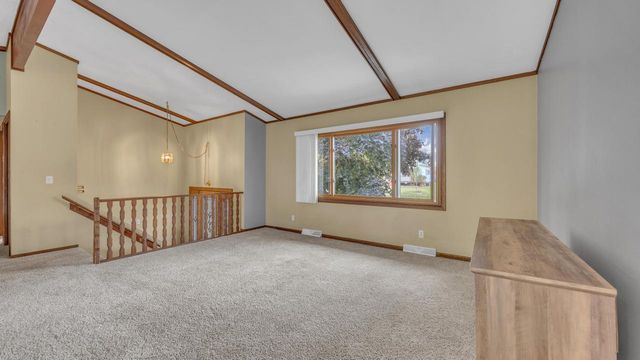 615 S 10th STREET, Oostburg, WI 53070