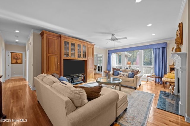 202 Geneva Court, New Bern, NC 28562