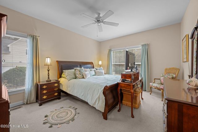 202 Geneva Court, New Bern, NC 28562