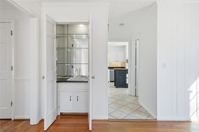 130 Spring Ridge Court, Roswell, GA 30076