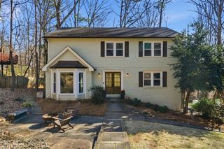 130 Spring Ridge Court, Roswell, GA 30076