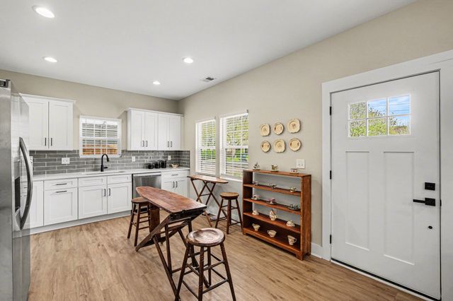 302 Sloan St, Lebanon, TN 37087