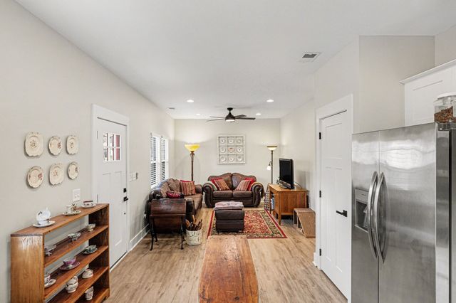 302 Sloan St, Lebanon, TN 37087