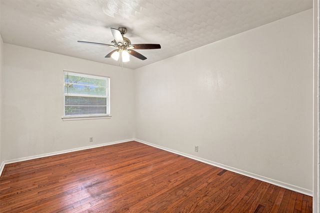 2110 Navajo Street, Denton, TX 76209