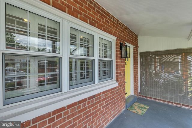 526 DUNCAN AVE E, Alexandria, VA 22301