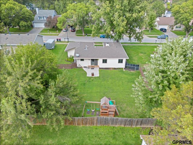 2827 Jane Lane, Lincoln, NE 68516