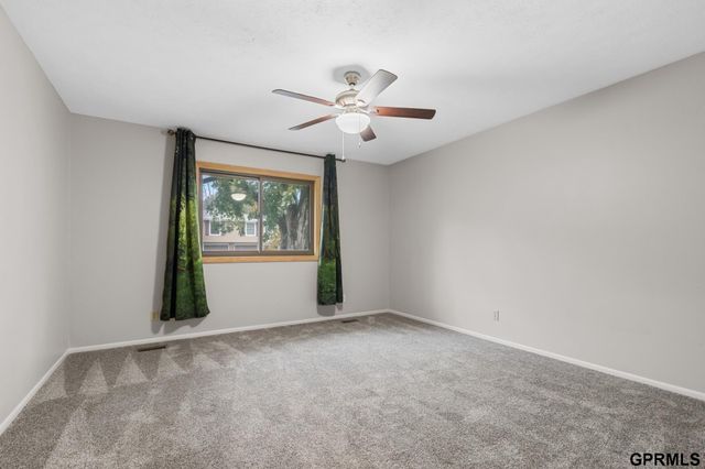 2827 Jane Lane, Lincoln, NE 68516