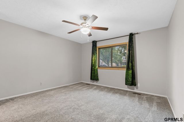 2827 Jane Lane, Lincoln, NE 68516
