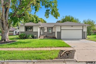 2827 Jane Lane, Lincoln, NE 68516