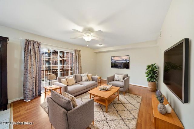 737 N Hite Ave 3, Louisville, KY 40206