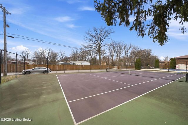 737 N Hite Ave 3, Louisville, KY 40206