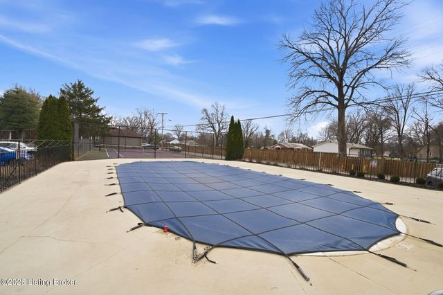 737 N Hite Ave 3, Louisville, KY 40206