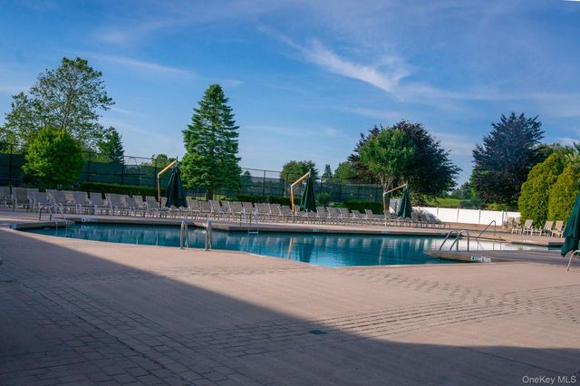 1165 Savoy Drive, Melville, NY 11747