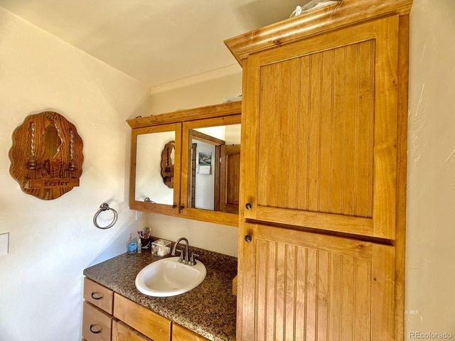 1739 21st Trl, Cotopaxi, CO 81223