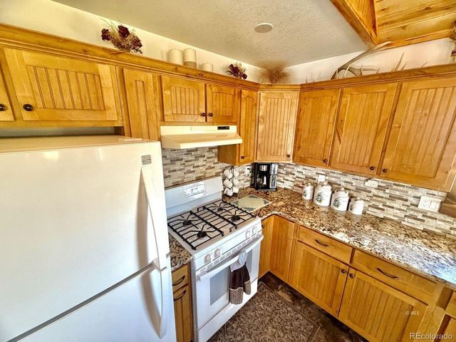 1739 21st Trl, Cotopaxi, CO 81223