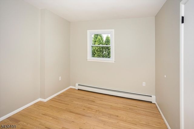636 Bensel Dr, Mount Arlington Boro, NJ 07850