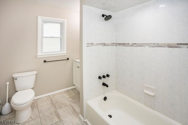 636 Bensel Dr, Mount Arlington Boro, NJ 07850