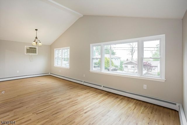 636 Bensel Dr, Mount Arlington Boro, NJ 07850