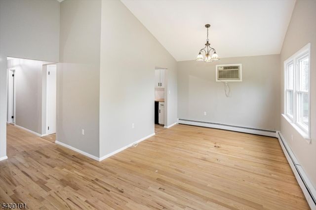 636 Bensel Dr, Mount Arlington Boro, NJ 07850