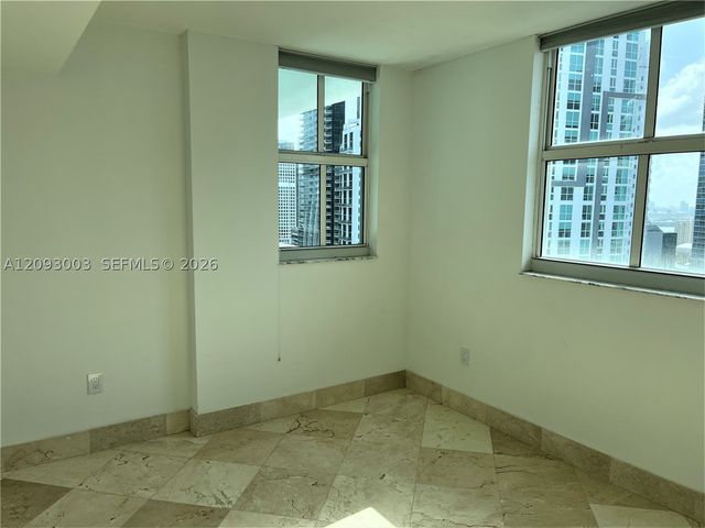 1250 S Miami Ave 2906, Miami, FL 33130
