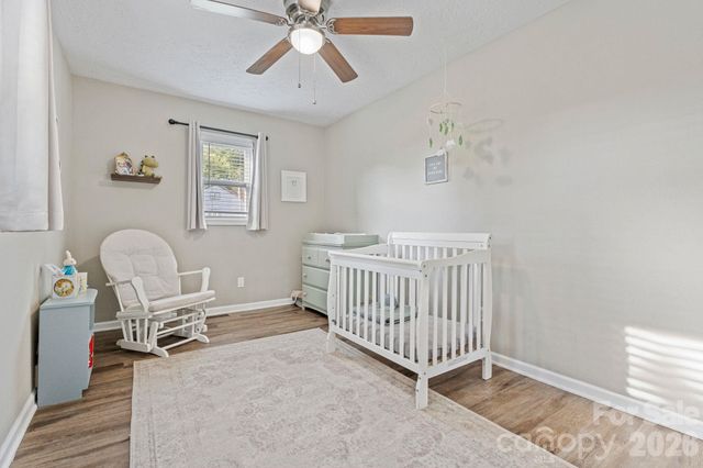 3968 Hollywood Ridge Road, Lenoir, NC 28645