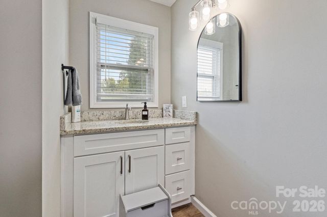 3968 Hollywood Ridge Road, Lenoir, NC 28645