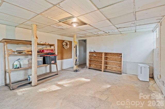 3968 Hollywood Ridge Road, Lenoir, NC 28645