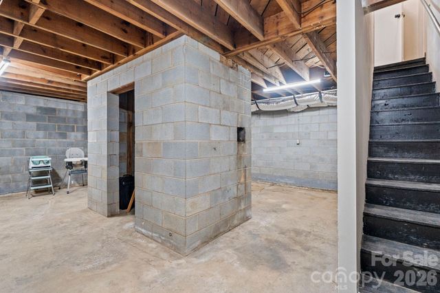 3968 Hollywood Ridge Road, Lenoir, NC 28645