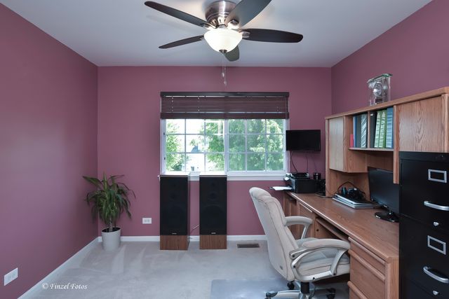 3283 Pinewood Drive, Yorkville, IL 60560