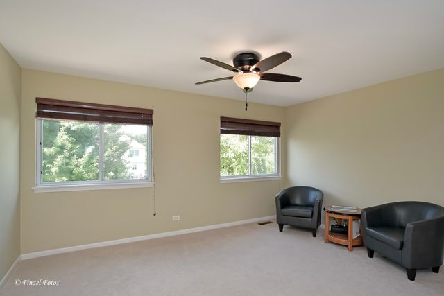 3283 Pinewood Drive, Yorkville, IL 60560