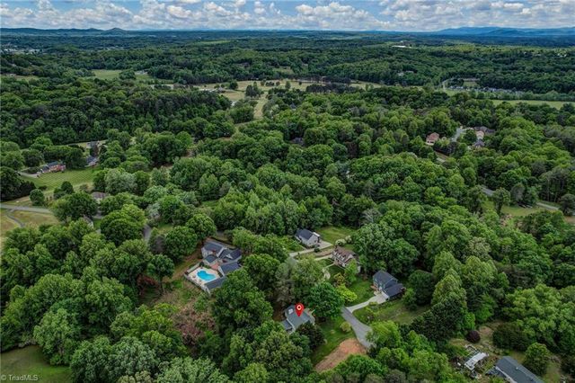 150 Pine Knoll Drive, Mount Airy, NC 27030