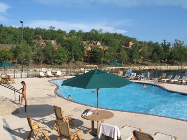 82 Mountain View Court, Branson West, MO 65737