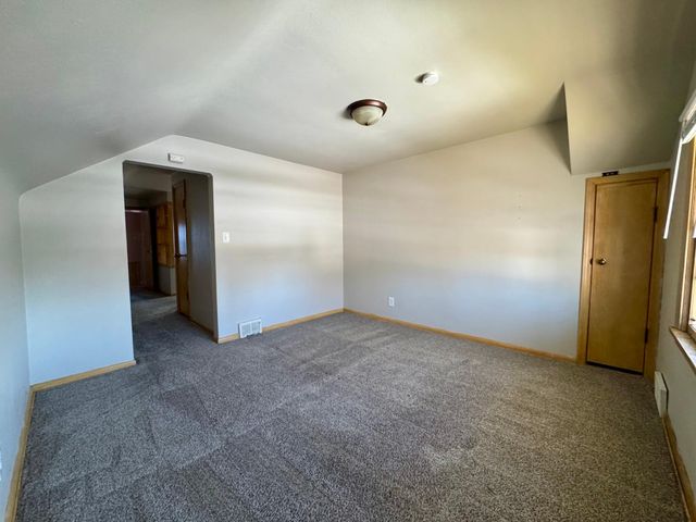 2072 Mohawk Avenue, Saint Paul, MN 55119