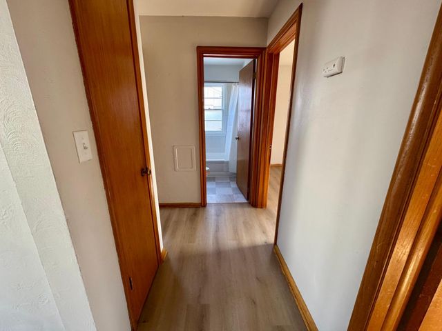 2072 Mohawk Avenue, Saint Paul, MN 55119