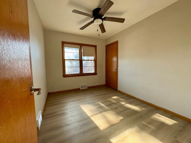 2072 Mohawk Avenue, Saint Paul, MN 55119