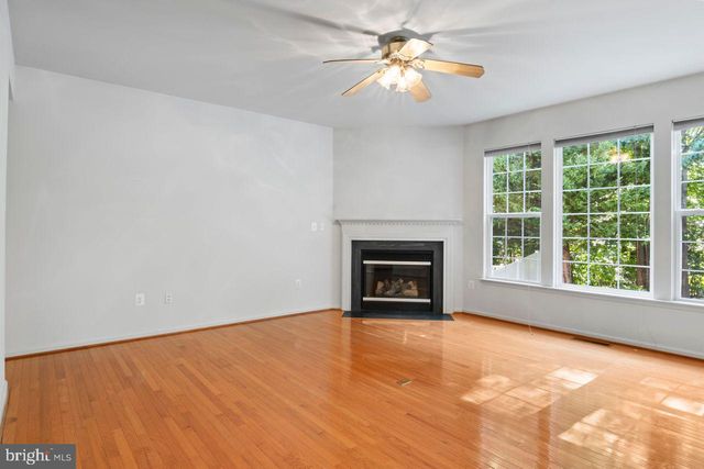 2620 CAST OFF LOOP, Woodbridge, VA 22191