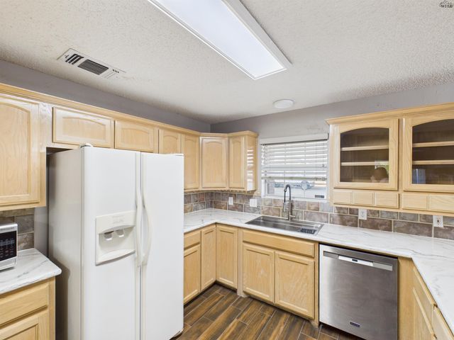 5303 PEPPERBUSH DRIVE, Wichita Falls, TX 76310