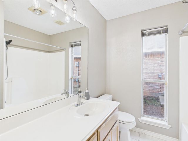 5303 PEPPERBUSH DRIVE, Wichita Falls, TX 76310